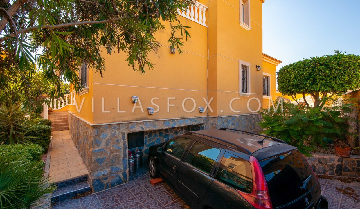 1059_el_galan_luxury_villa_with_pool_for_sale_from_villas_fox-12