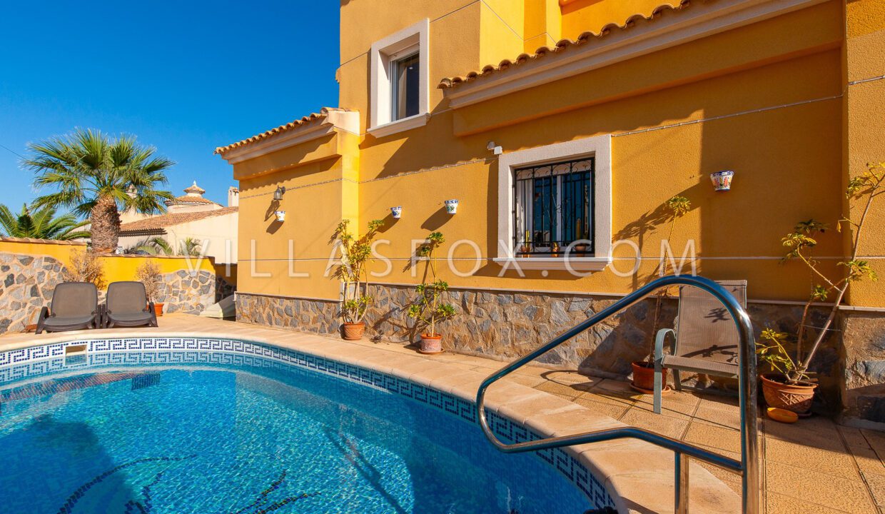 1059_el_galan_luxury_villa_with_pool_for_sale_from_villas_fox-13