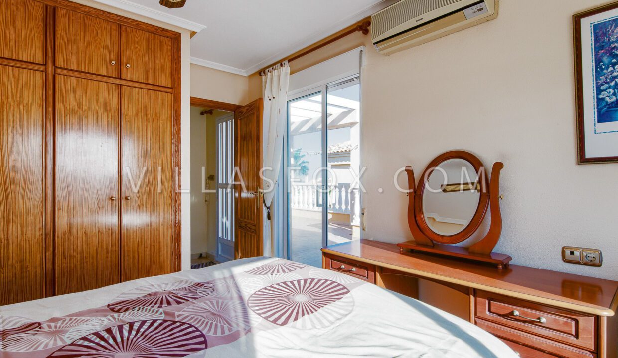 1059_el_galan_luxury_villa_with_pool_for_sale_from_villas_fox-23