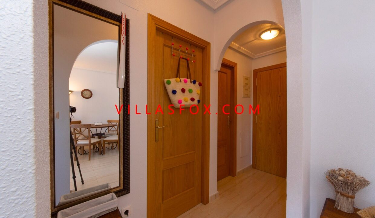 10_San_Miguel_de_Salinas_Apartment_in_Town_centre_by_Villas_Fox_best_estate_agents_6110274b164d1