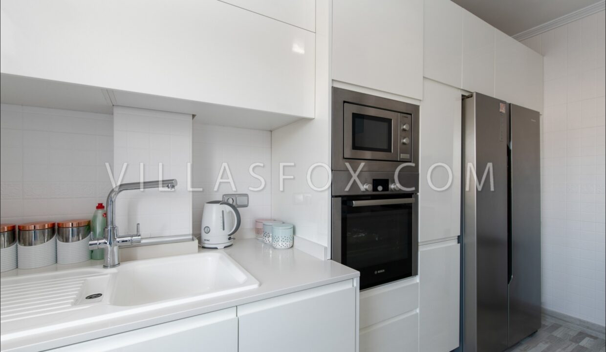 1108_1108_1_11_san_miguel_de_salinas_detached_villa_in_lomas_de_cabo_roig_by_villas_fox_best_estate_agents_