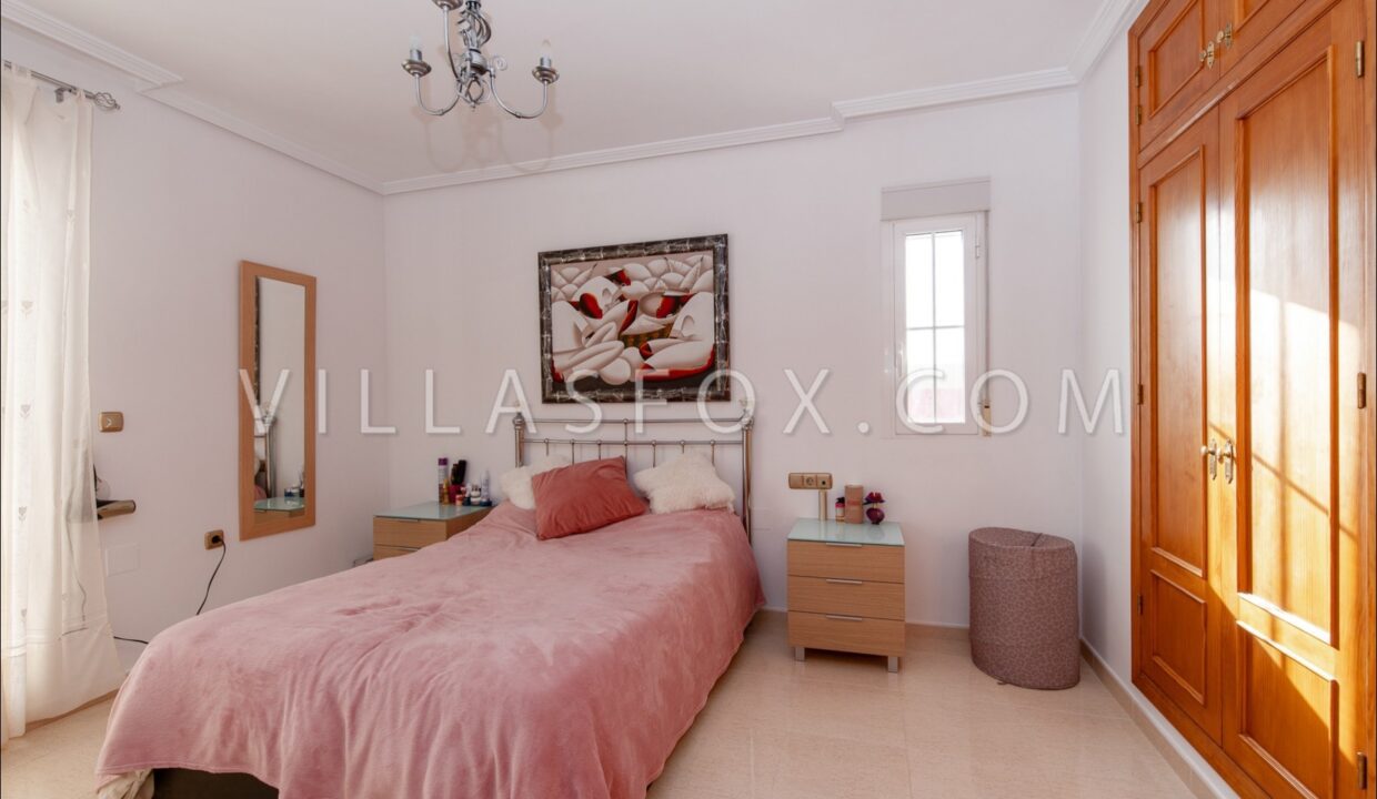 1108_1108_1_23_san_miguel_de_salinas_detached_villa_in_lomas_de_cabo_roig_by_villas_fox_best_estate_agents_
