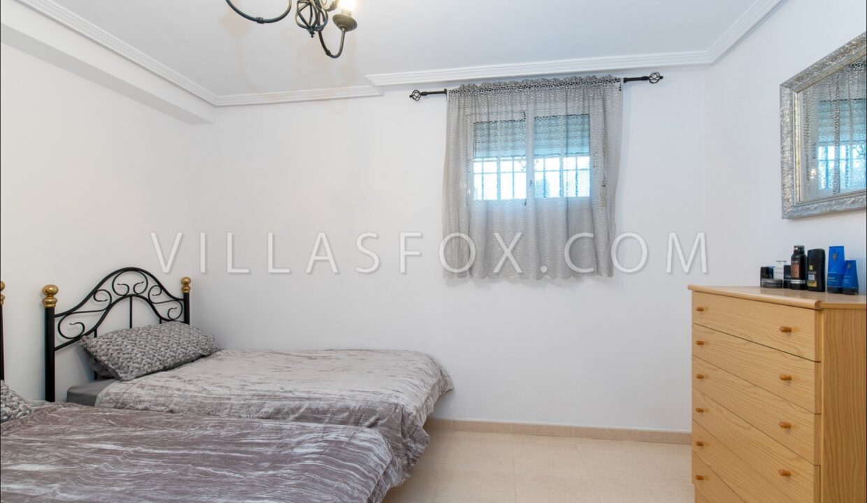 1108_1108_1_28_san_miguel_de_salinas_detached_villa_in_lomas_de_cabo_roig_by_villas_fox_best_estate_agents_