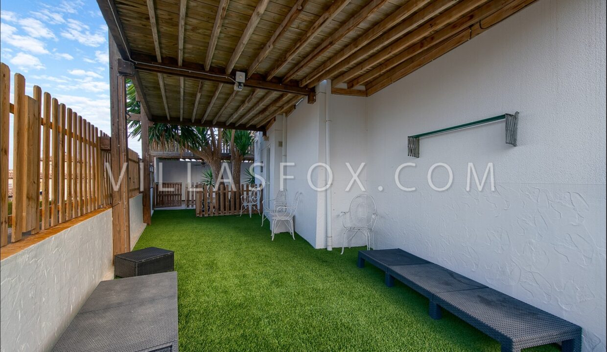 1108_1108_1_36_san_miguel_de_salinas_detached_villa_in_lomas_de_cabo_roig_by_villas_fox_best_estate_agents_