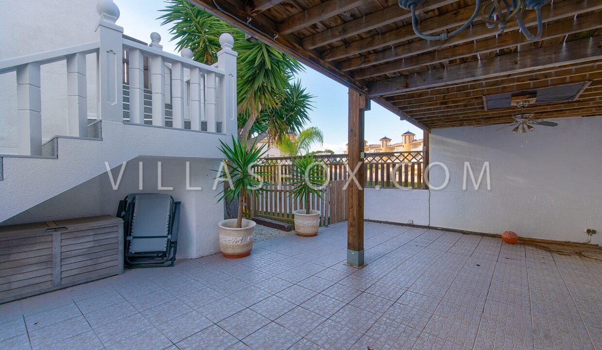1108_1108_1_39_san_miguel_de_salinas_detached_villa_in_lomas_de_cabo_roig_by_villas_fox_best_estate_agents_