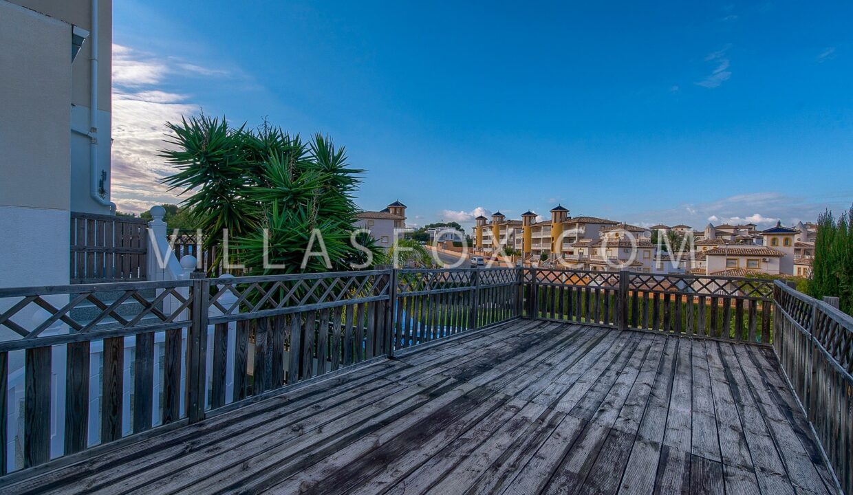 1108_1108_1_41_san_miguel_de_salinas_detached_villa_in_lomas_de_cabo_roig_by_villas_fox_best_estate_agents_