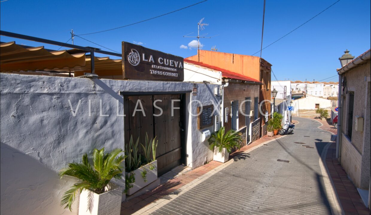 1113_san_miguel_de_salinas_modern_townhouse_town_centre_for_sale_a_la_venta_villas_fox-47