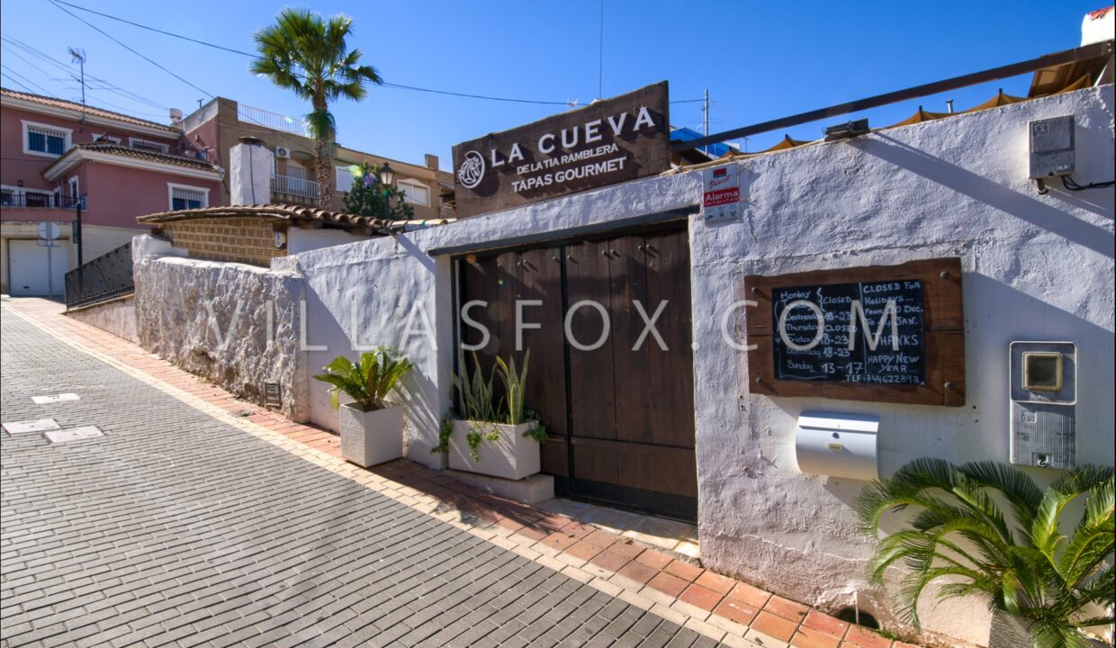 1113_san_miguel_de_salinas_modern_townhouse_town_centre_for_sale_a_la_venta_villas_fox-48