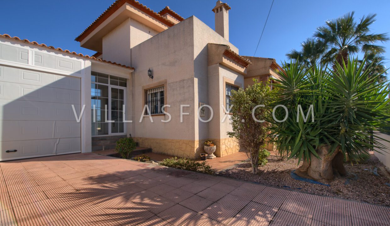 1115_1_torrestrella_villa_for_sale_las_comunicaciones_san_miguel_de_salinas_villas_fox-12