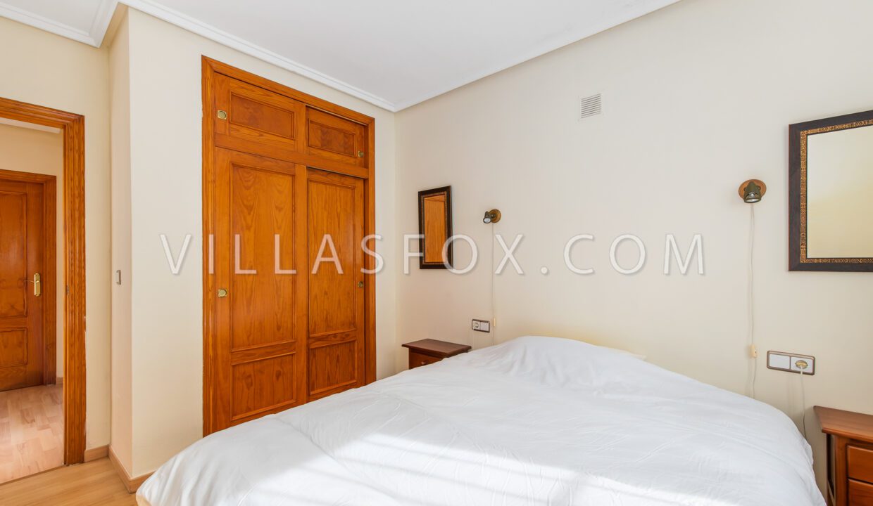 1117_lakeview_mansions_lo_rufete_villa_for_sale_villas_fox-17