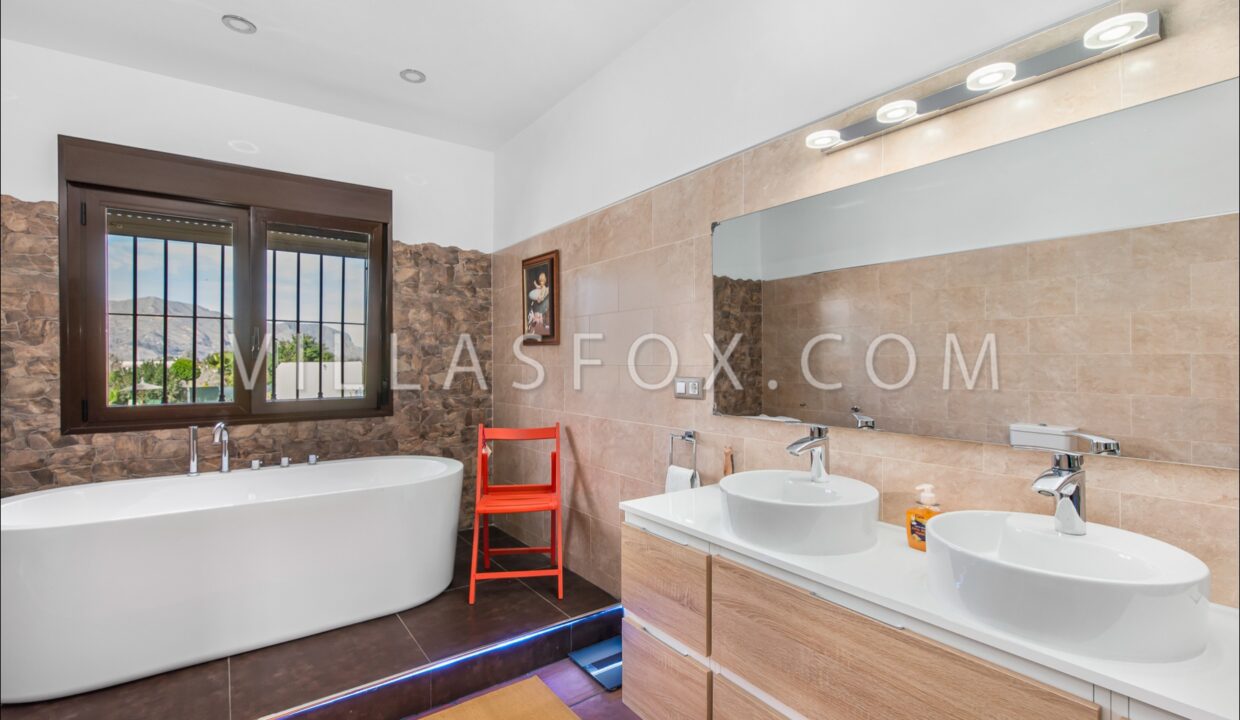 1120_1_orihuela_finca_bigastro_jacarilla_for_sale_villas_fox-21