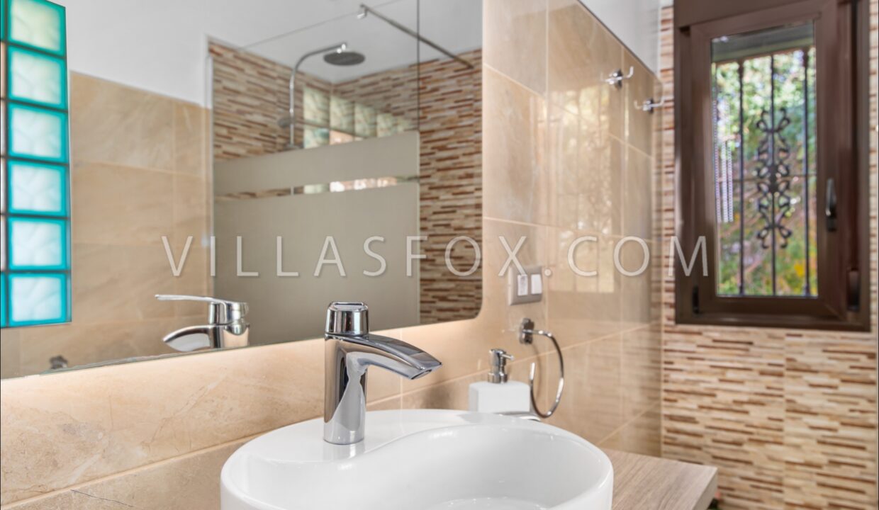 1120_1_orihuela_finca_bigastro_jacarilla_for_sale_villas_fox-31