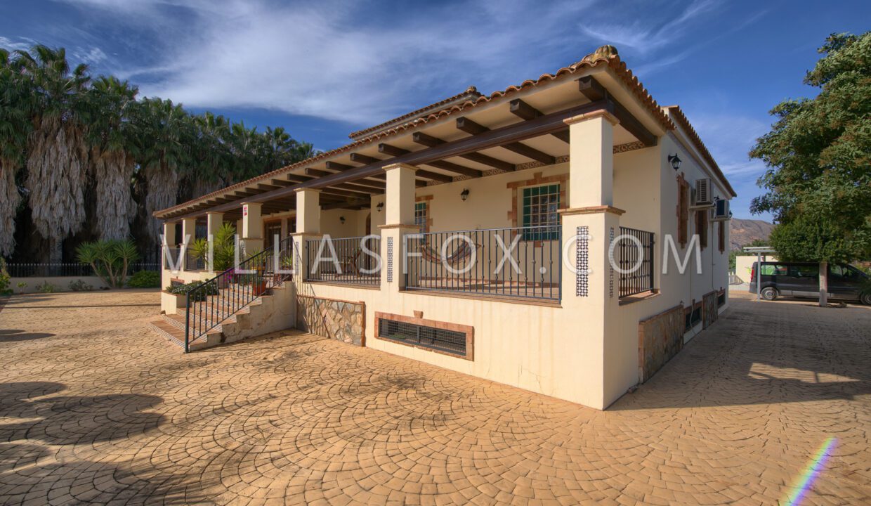 1120_1_orihuela_finca_bigastro_jacarilla_for_sale_villas_fox-53
