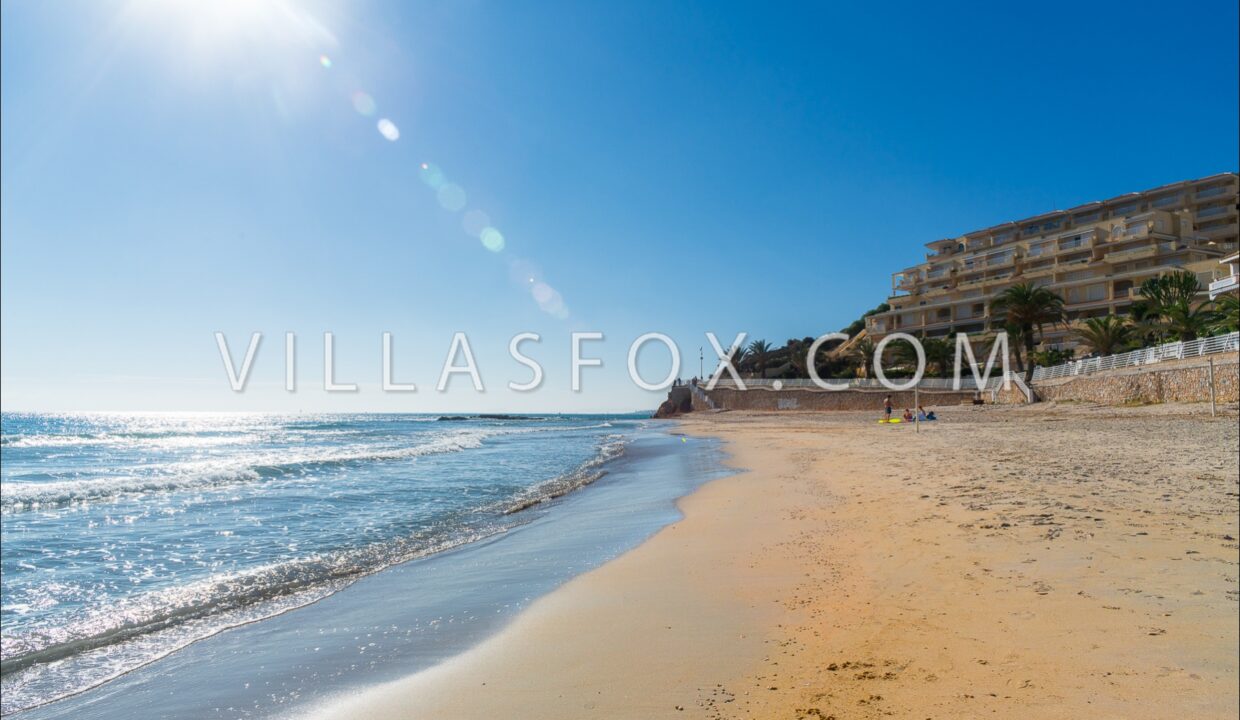 1122_campoamor_townhouse_for_sale_near_sea_aguamarina-17