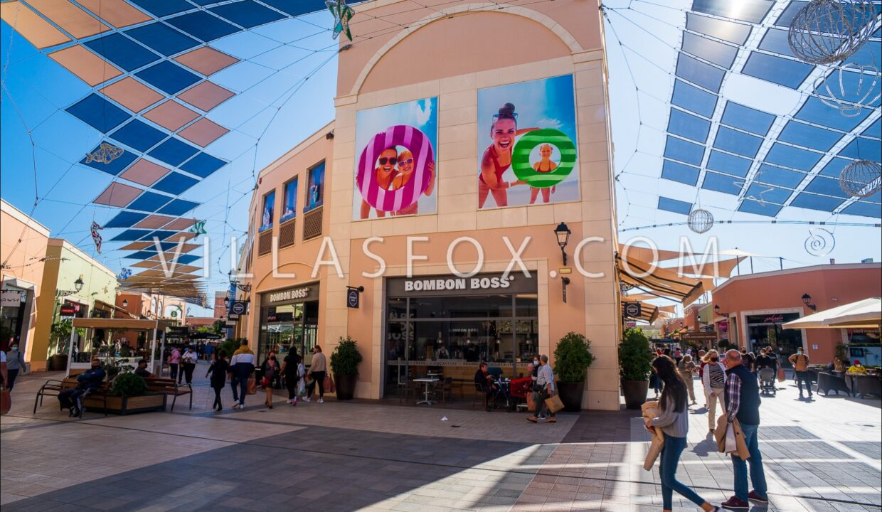 1123_campoamor_townhouse_for_sale_near_sea_aguamarina-40