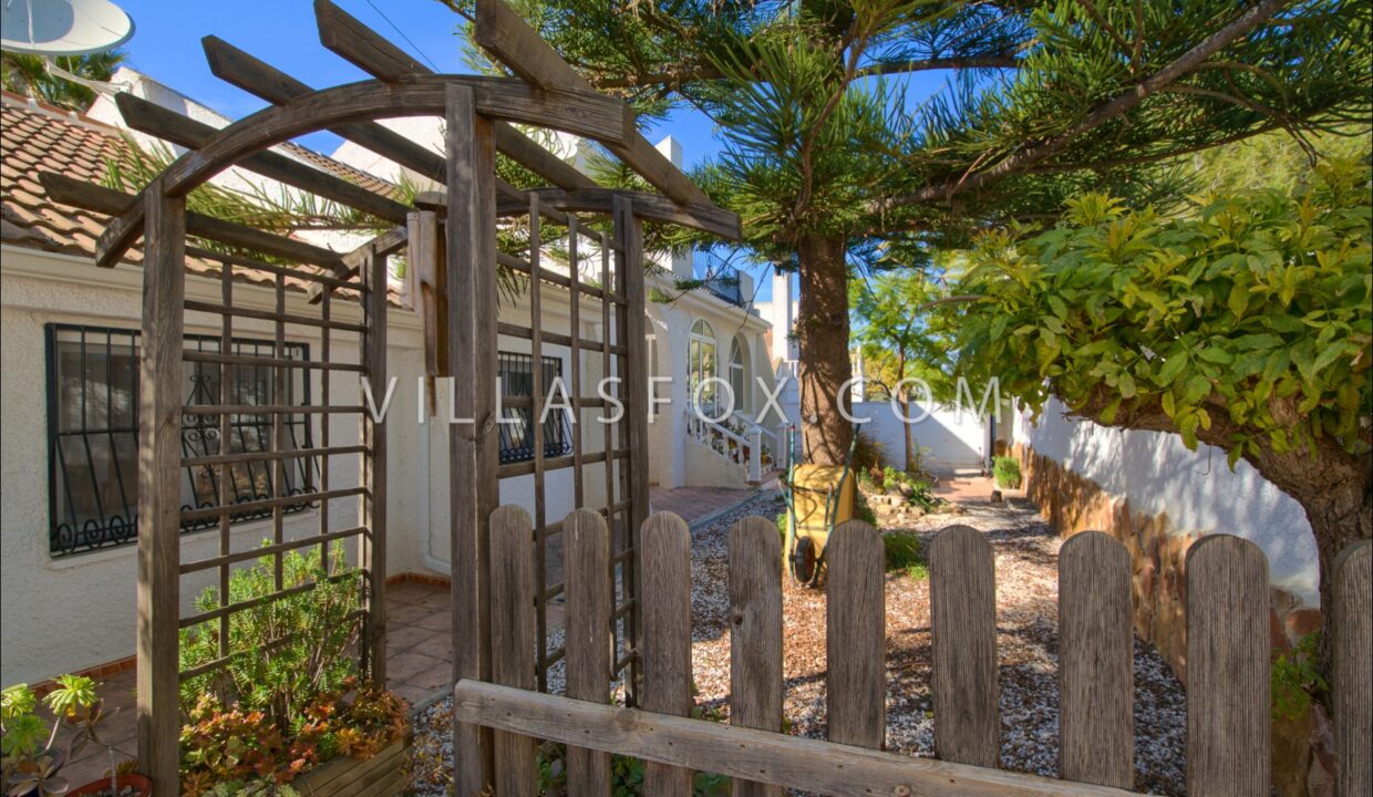 1124_las_comunicaciones_villas_for_sale_san_miguel_de_salinas-35