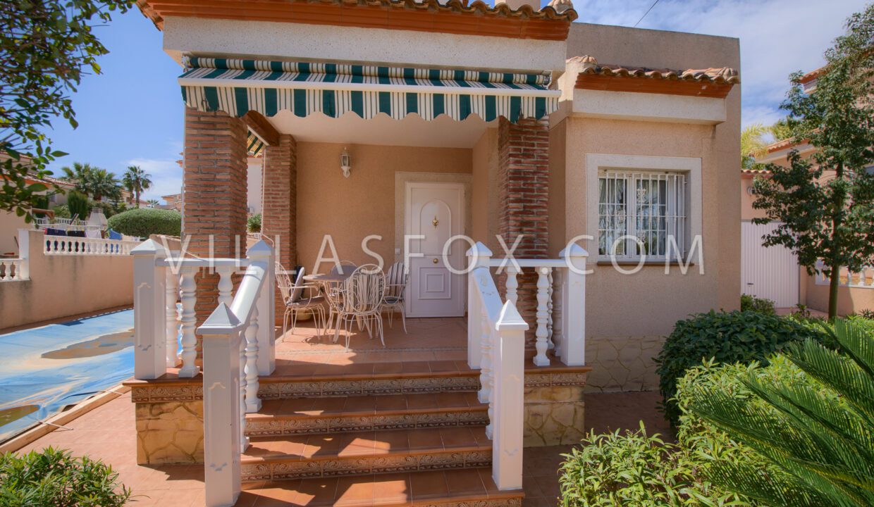 1132_torrestrella_villa_for_sale_las_comunicaciones_san_miguel_de_salinas_villas_fox-11
