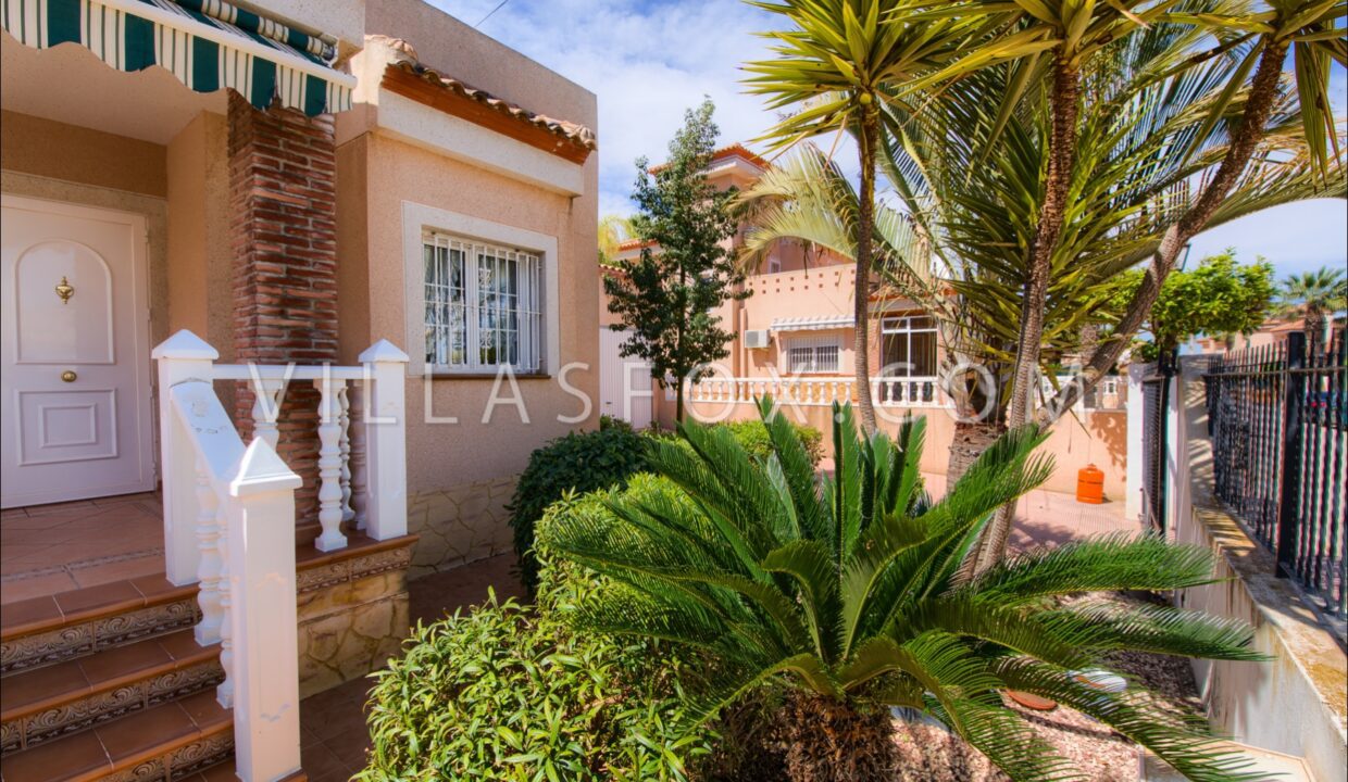 1132_torrestrella_villa_for_sale_las_comunicaciones_san_miguel_de_salinas_villas_fox-12