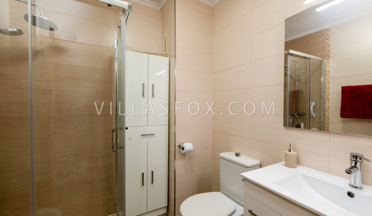 1134_san_miguel_de_salinas_large_3-bedroom_apartment_for_sale_from_villas_fox-09