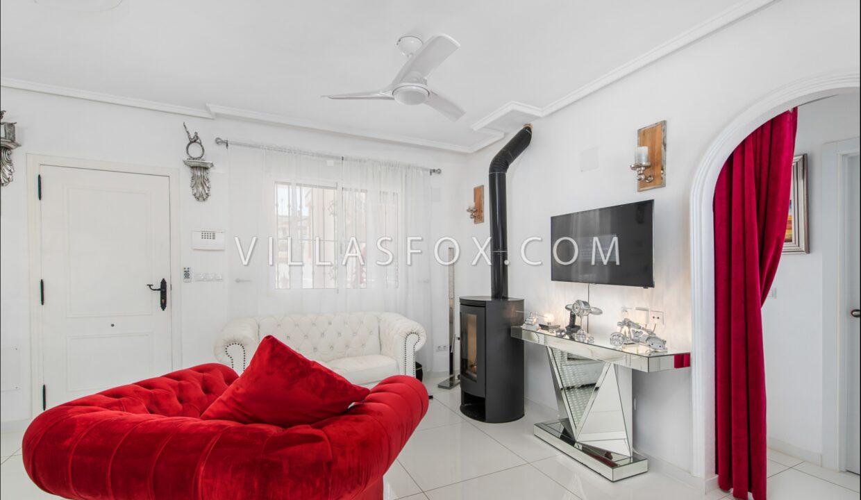 1141_lakeview_mansions_lo_rufete_refurbished_detached_villa_with_pool_and_garage-04