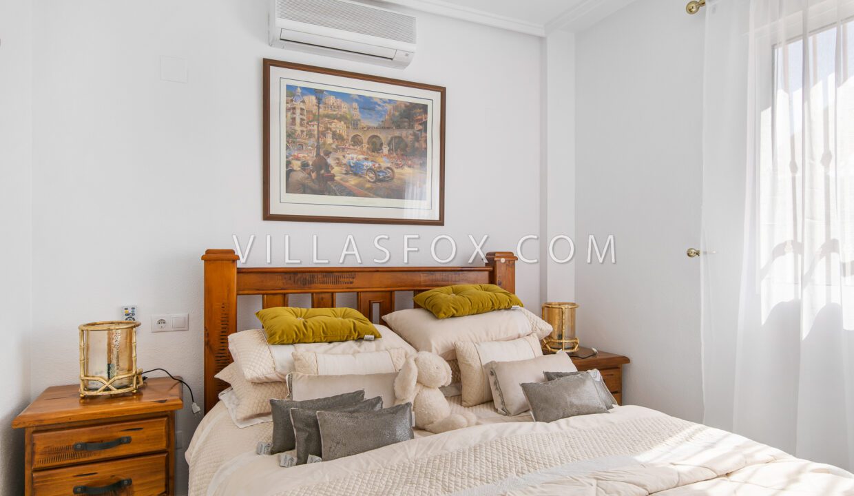 1141_lakeview_mansions_lo_rufete_refurbished_detached_villa_with_pool_and_garage-11