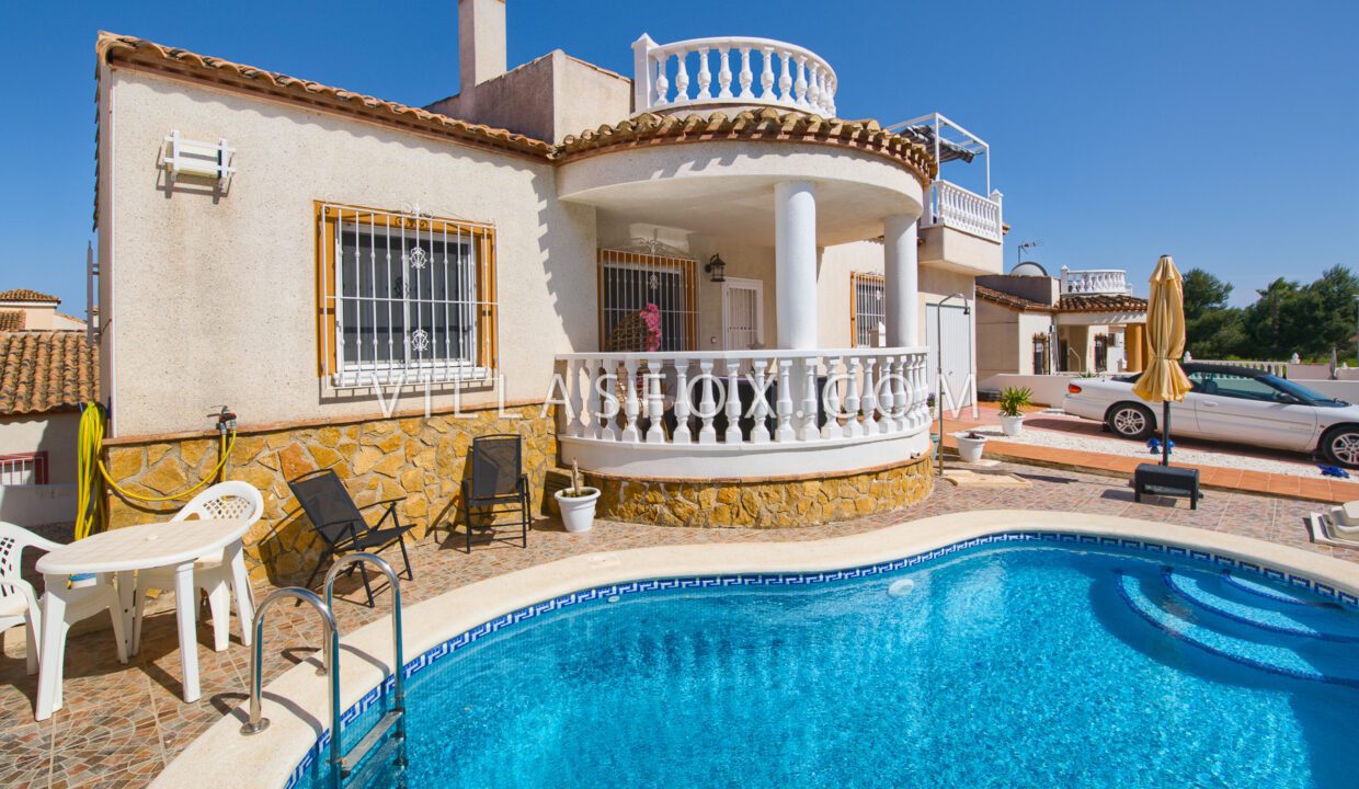 1141_lakeview_mansions_lo_rufete_refurbished_detached_villa_with_pool_and_garage-33