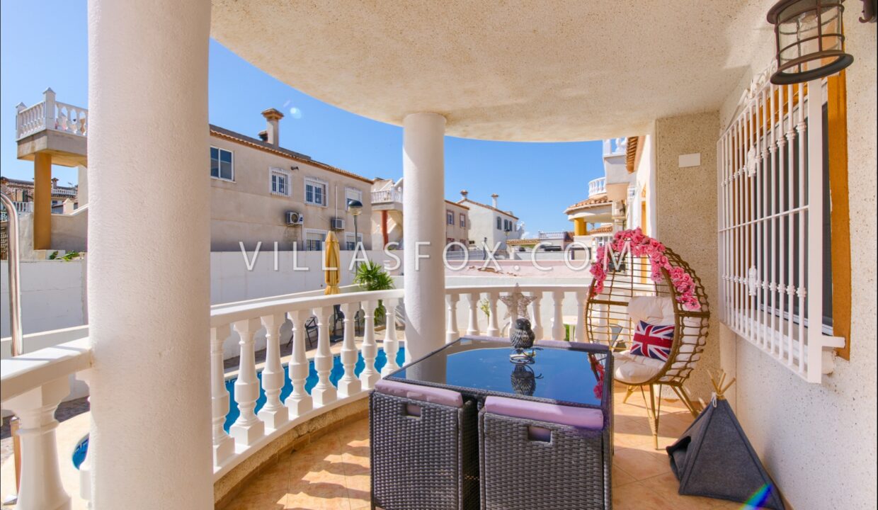 1141_lakeview_mansions_lo_rufete_refurbished_detached_villa_with_pool_and_garage-41