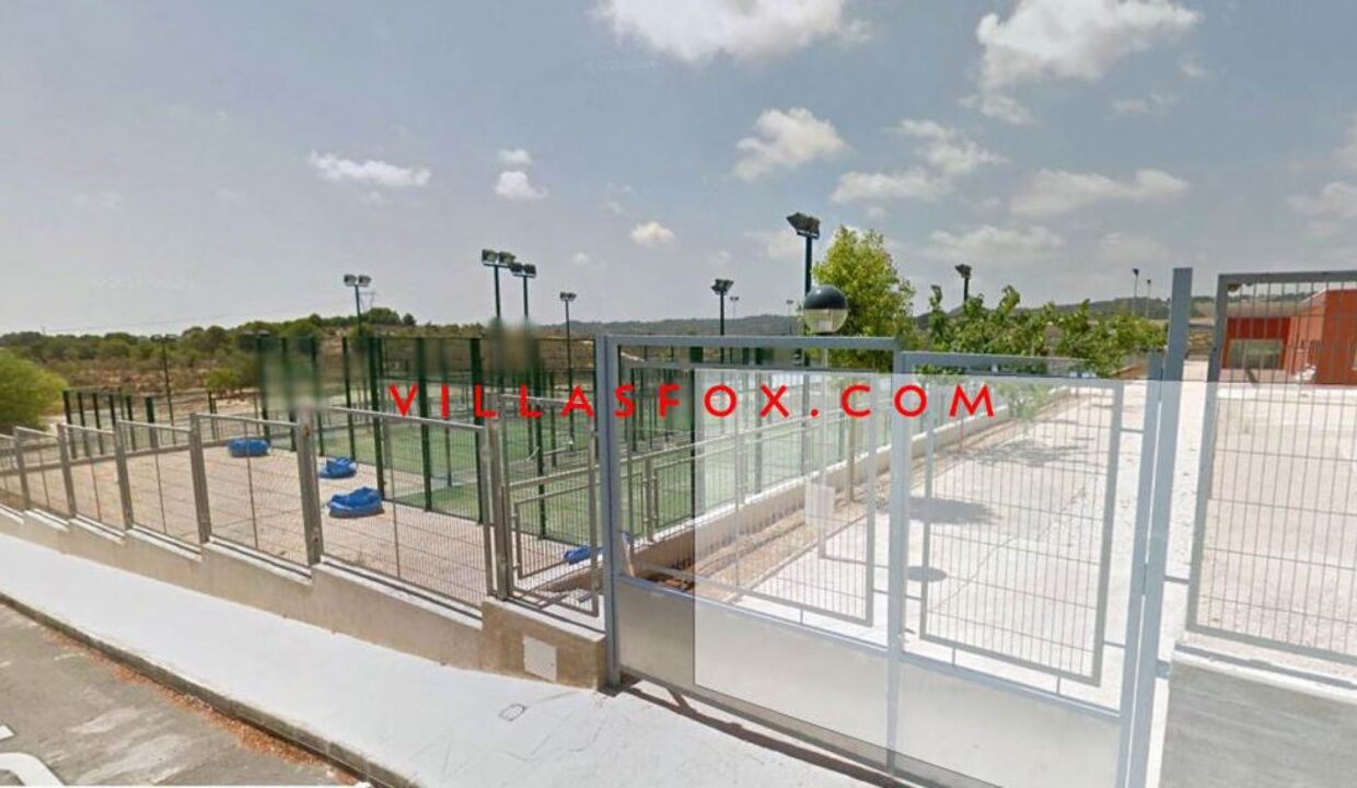 11441652339908petanca_and_padel_san_miguel_de_salinas