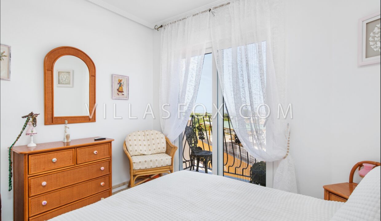1146_balcon_de_la_costa_blanca_san_miguel_de_salinas_home_with_garden_for_sale-53