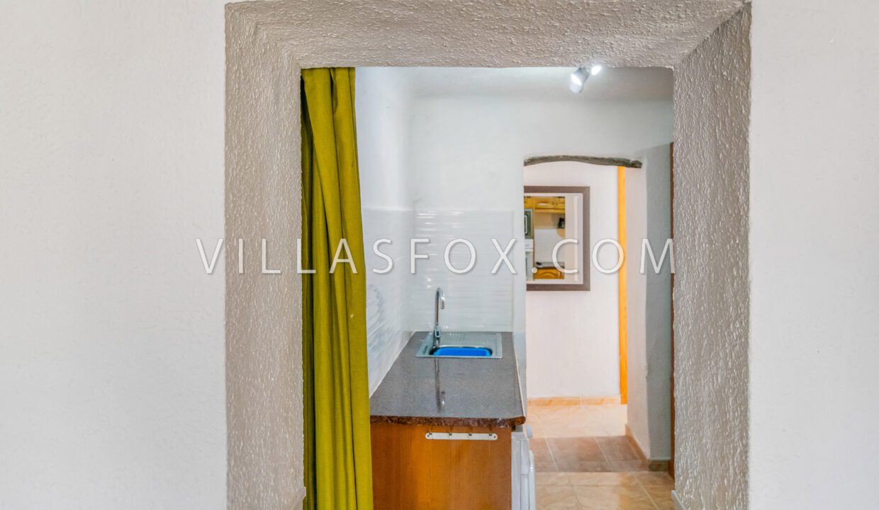 1156_traditional_spanish_cottage_townhouse_for_sale_san_miguel_de_salinas-03