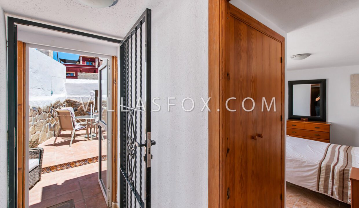 1156_traditional_spanish_cottage_townhouse_for_sale_san_miguel_de_salinas-17