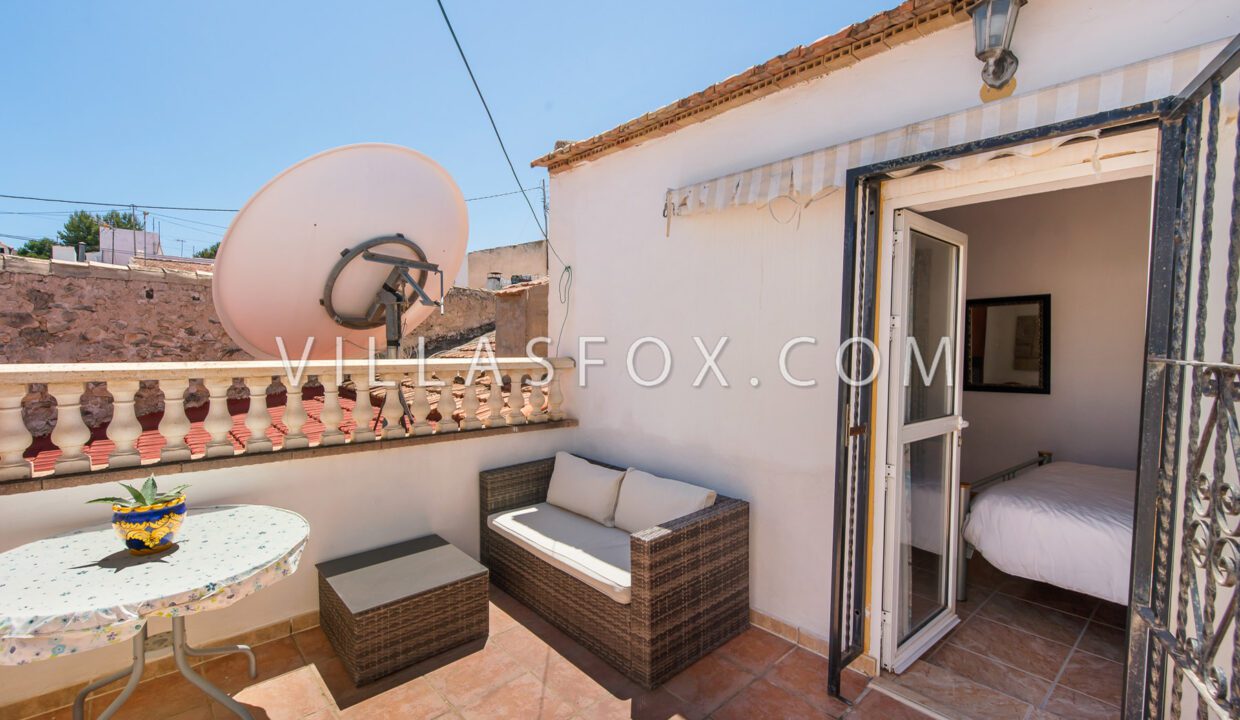 1156_traditional_spanish_cottage_townhouse_for_sale_san_miguel_de_salinas-31