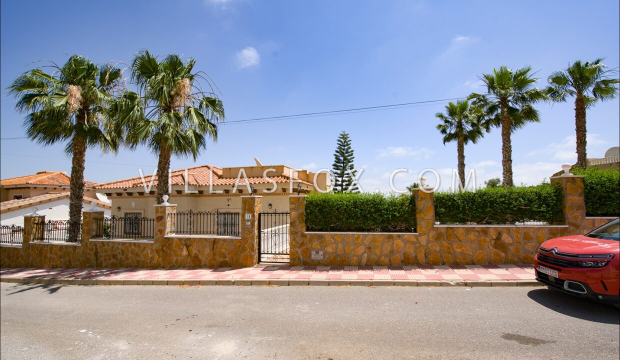 1157_villasmaria_villa_for_sale_las_comunicaciones_san_miguel_de_salinas-141