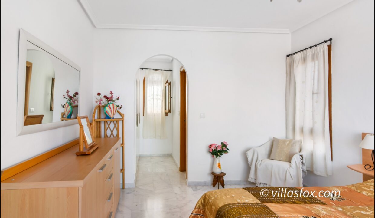 1161_la_canada_mirador_de_san_miguel_de_salinas_villa_a_la_vente-11