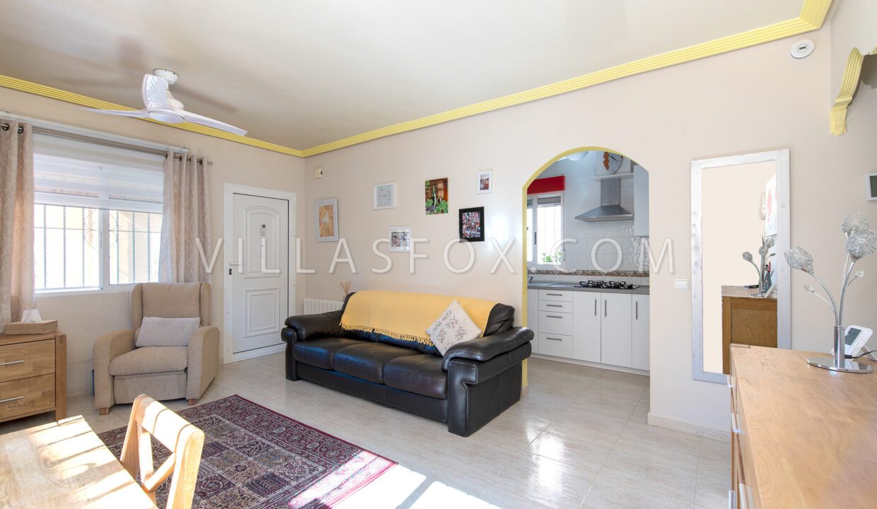 1165_blue_lagoon_detached_villa_for_sale_san_miguel_de_salinas-03