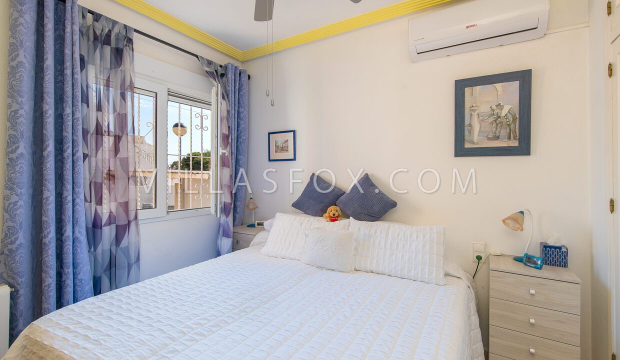 1165_blue_lagoon_detached_villa_for_sale_san_miguel_de_salinas-07