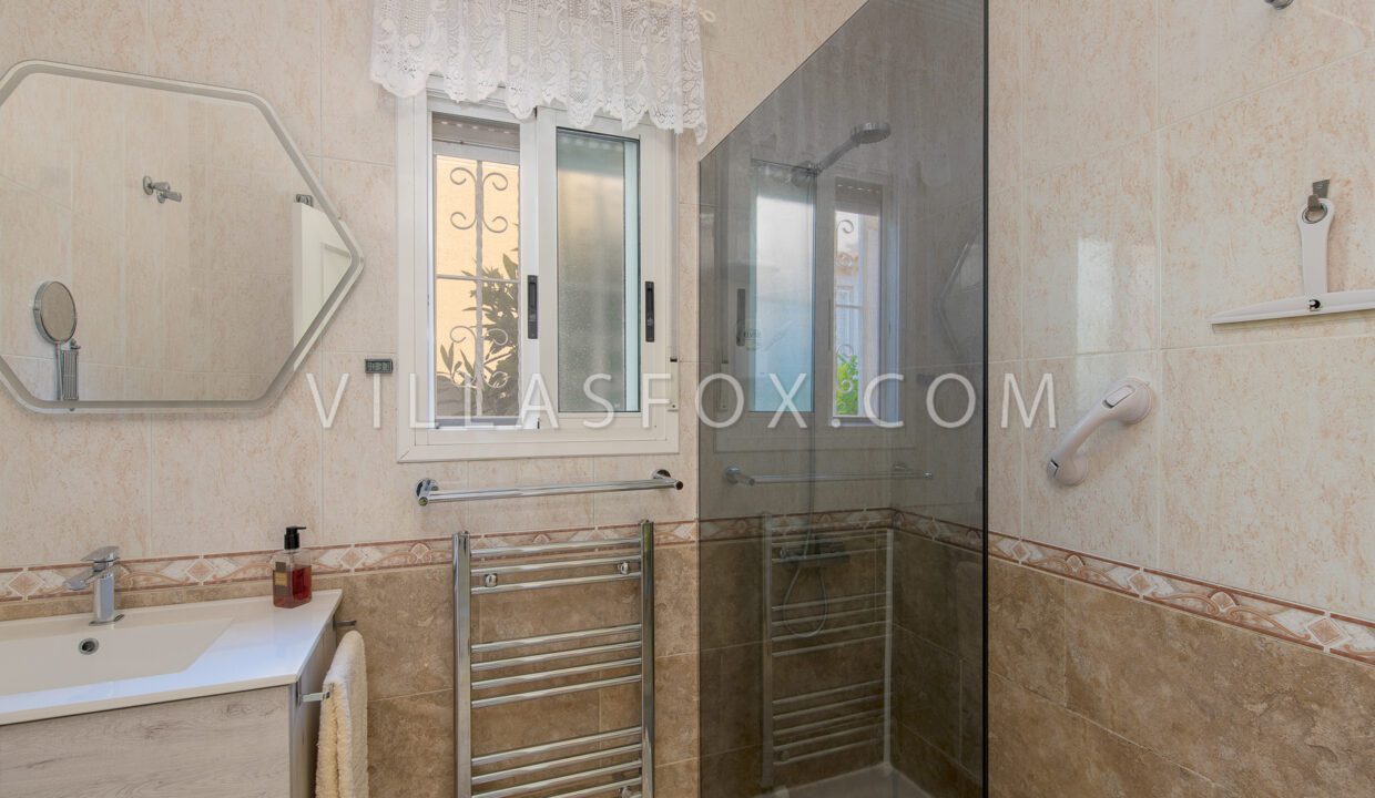 1165_blue_lagoon_detached_villa_for_sale_san_miguel_de_salinas-10