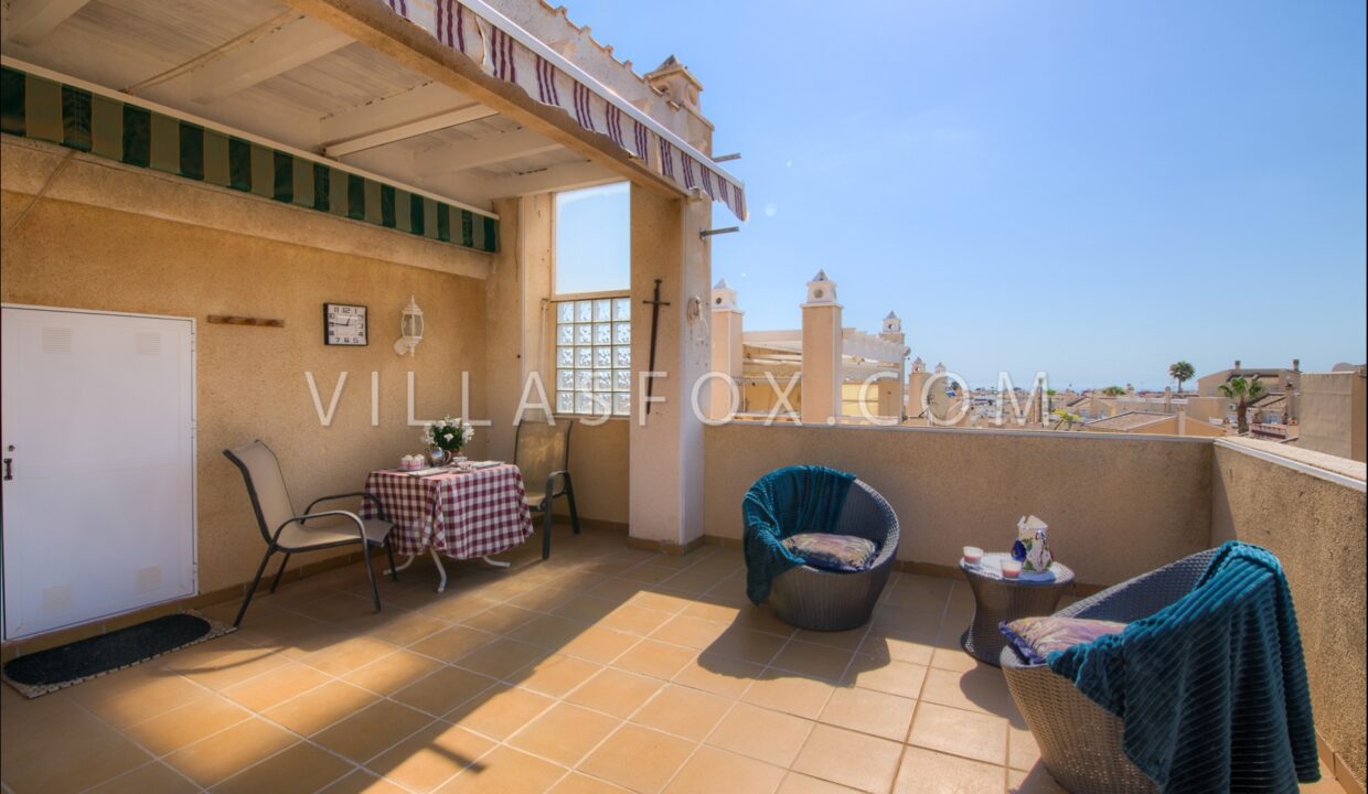1165_blue_lagoon_detached_villa_for_sale_san_miguel_de_salinas-15