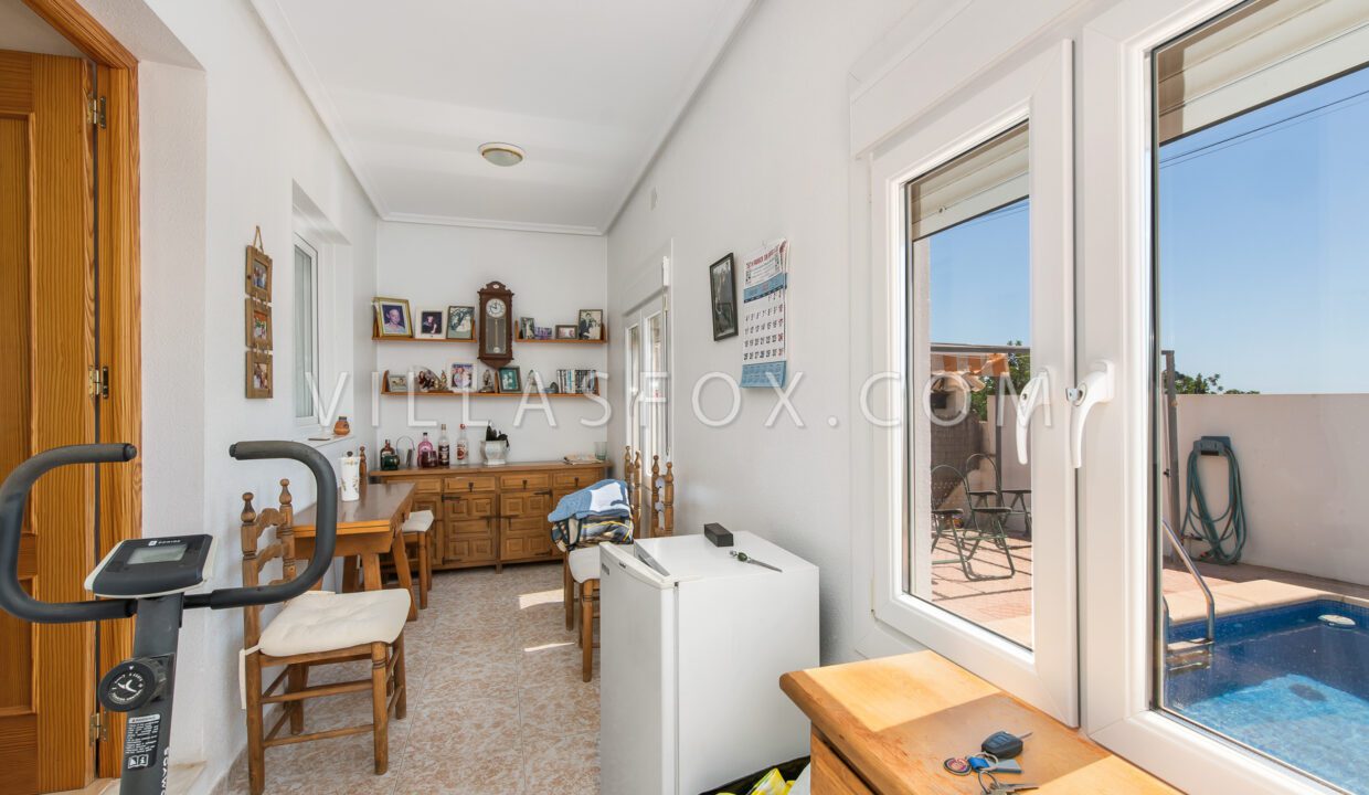 1166_detached_villa_with_pool_balcon_de_la_costa_blanca_san_miguel_de_salinas-01