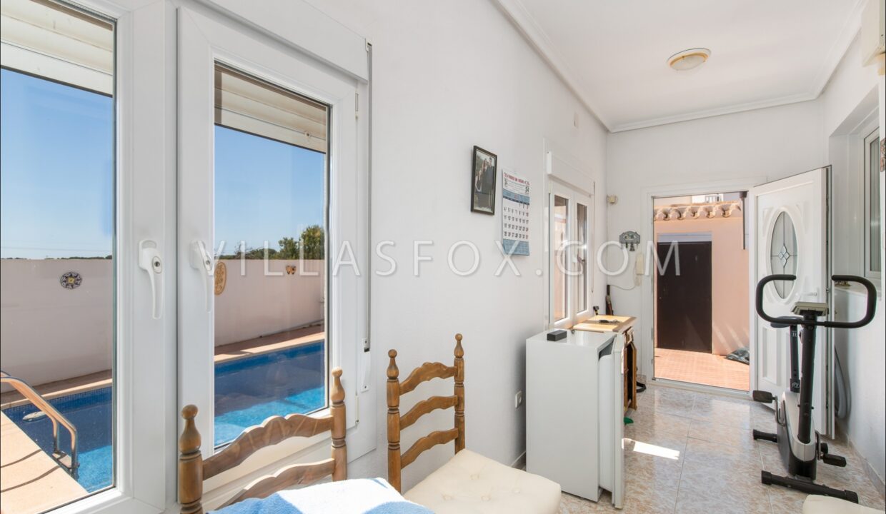 1166_detached_villa_with_pool_balcon_de_la_costa_blanca_san_miguel_de_salinas-02