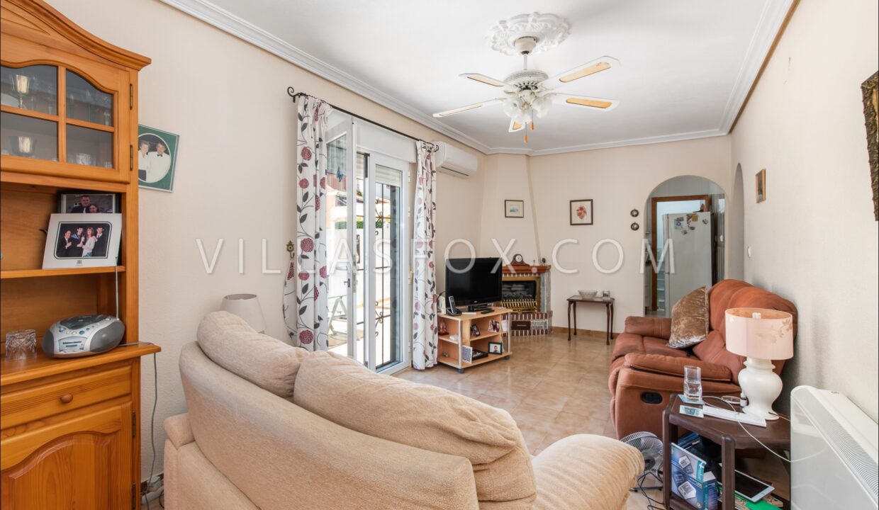 1166_detached_villa_with_pool_balcon_de_la_costa_blanca_san_miguel_de_salinas-03