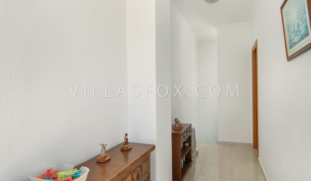 1166_detached_villa_with_pool_balcon_de_la_costa_blanca_san_miguel_de_salinas-12