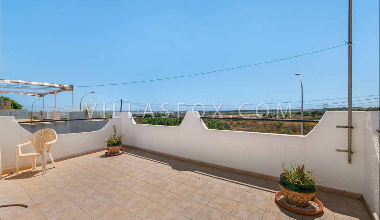 1166_detached_villa_with_pool_balcon_de_la_costa_blanca_san_miguel_de_salinas-13