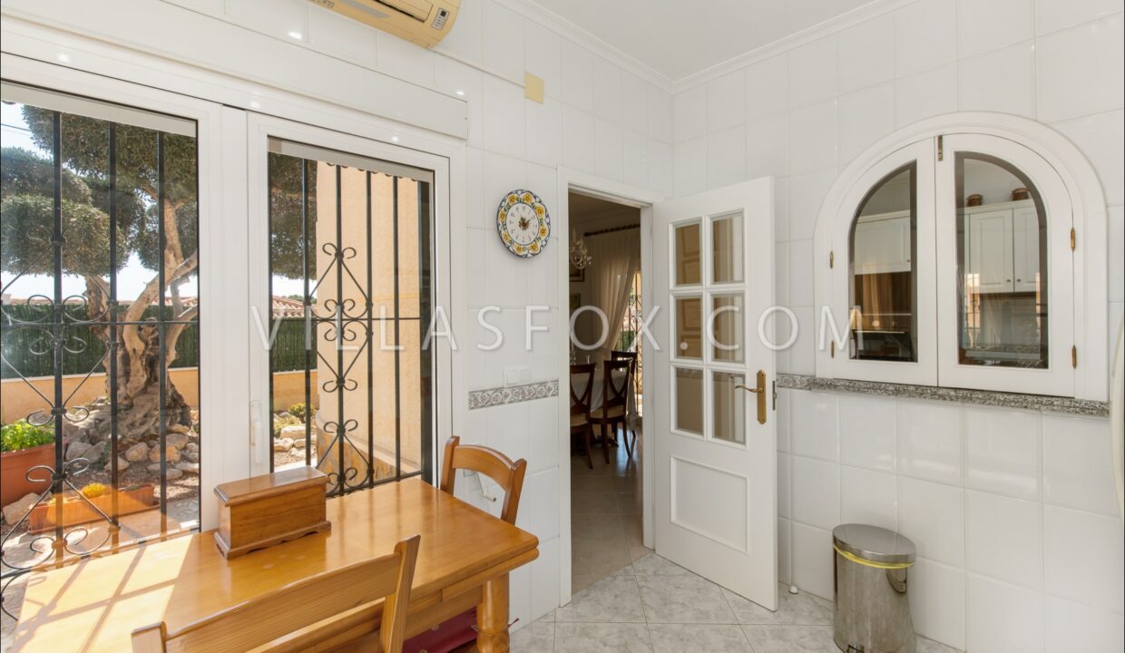 1168_1_villasmaria_villa_for_sale_san_miguel_de_salinas_las_comunicaciones-05