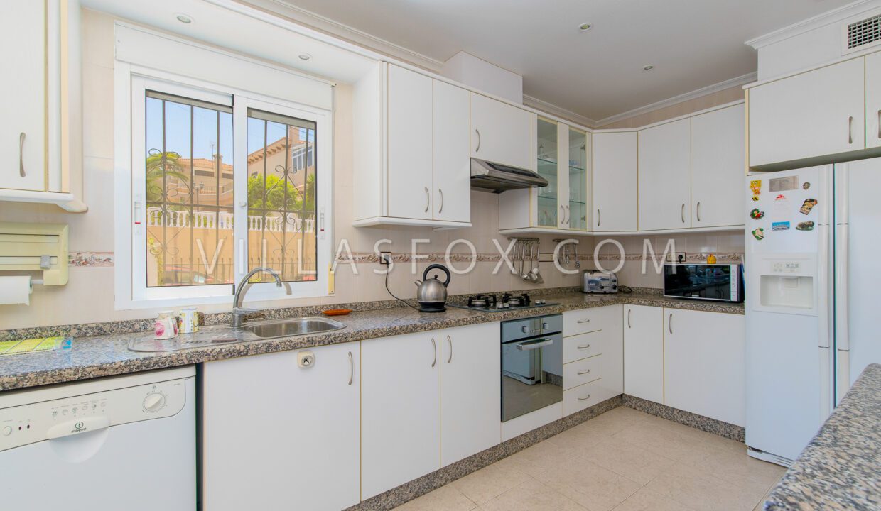 11711658332860VillasmarialuxuryvillaforsalefromVillasFox