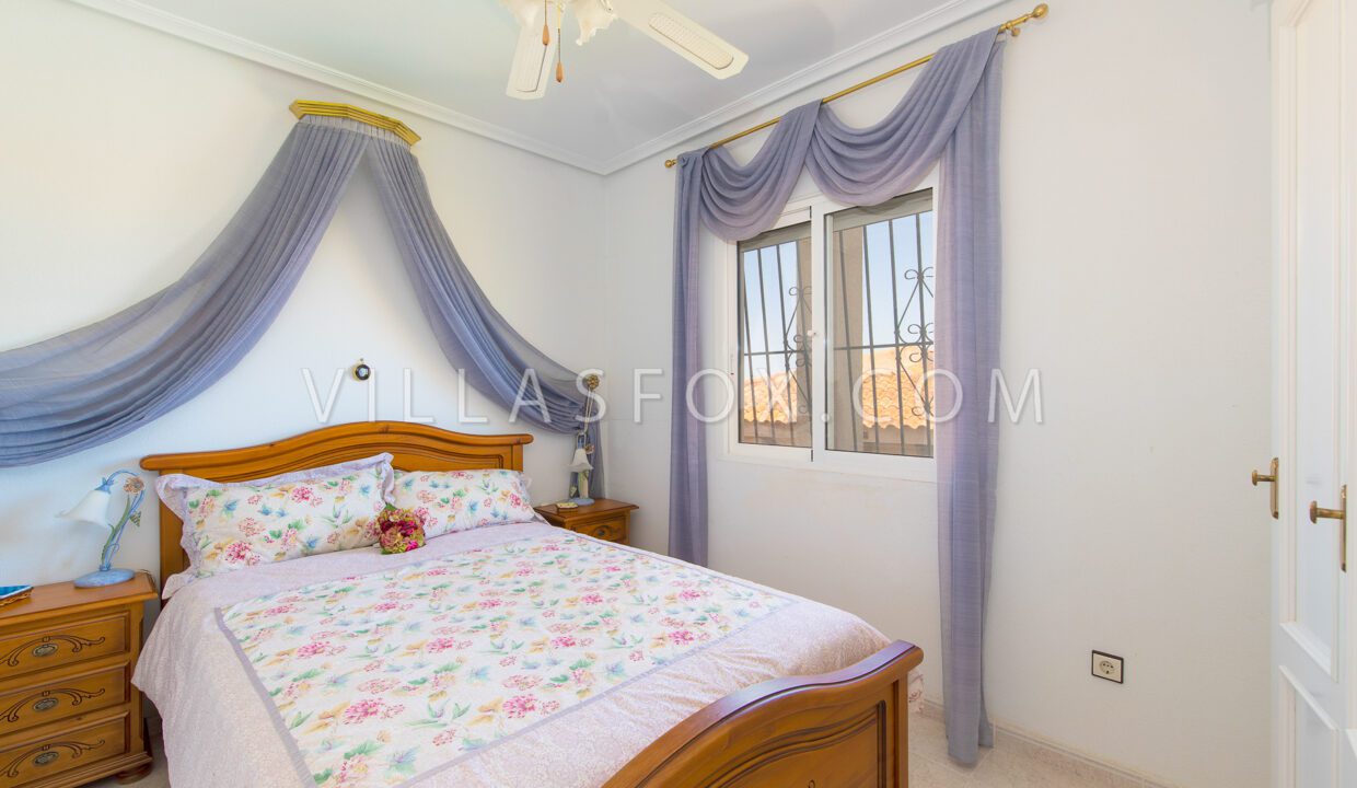 11711658395740VillasmarialuxuryvillaforsalefromVillasFoxwithgreatviews-19