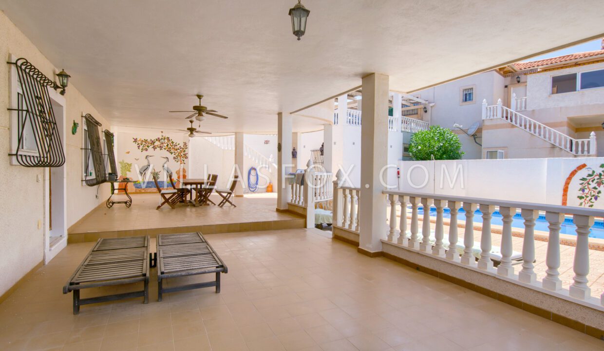 1171_villasmaria_luxury_villa_for_sale_from_villas_fox_with_great_views-03