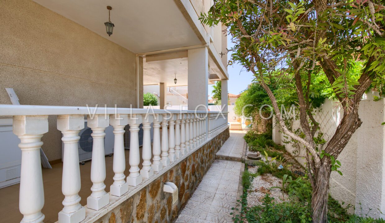 1171_villasmaria_luxury_villa_for_sale_from_villas_fox_with_great_views-04