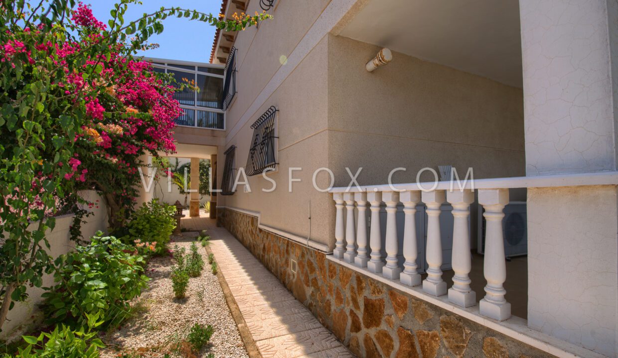 1171_villasmaria_luxury_villa_for_sale_from_villas_fox_with_great_views-06