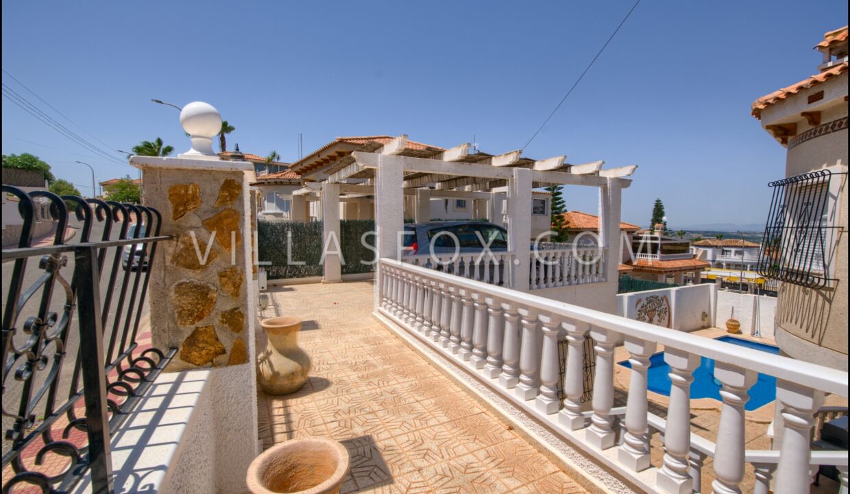 1171_villasmaria_luxury_villa_for_sale_from_villas_fox_with_great_views-14